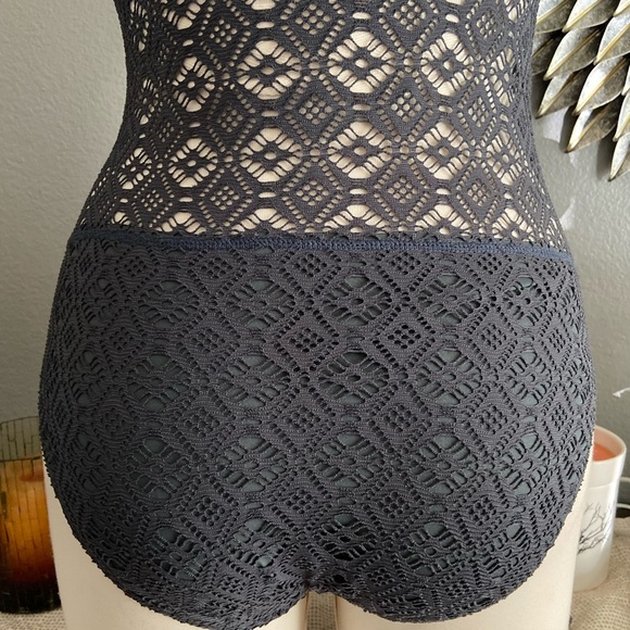 Sun & Sea women’s Swimsuit - Picture 8 of 16